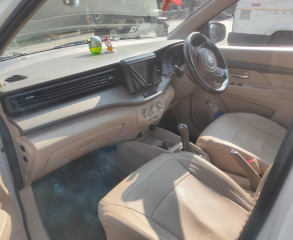 Kainchi Dham Taxi